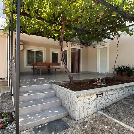 New Ema I * クルク